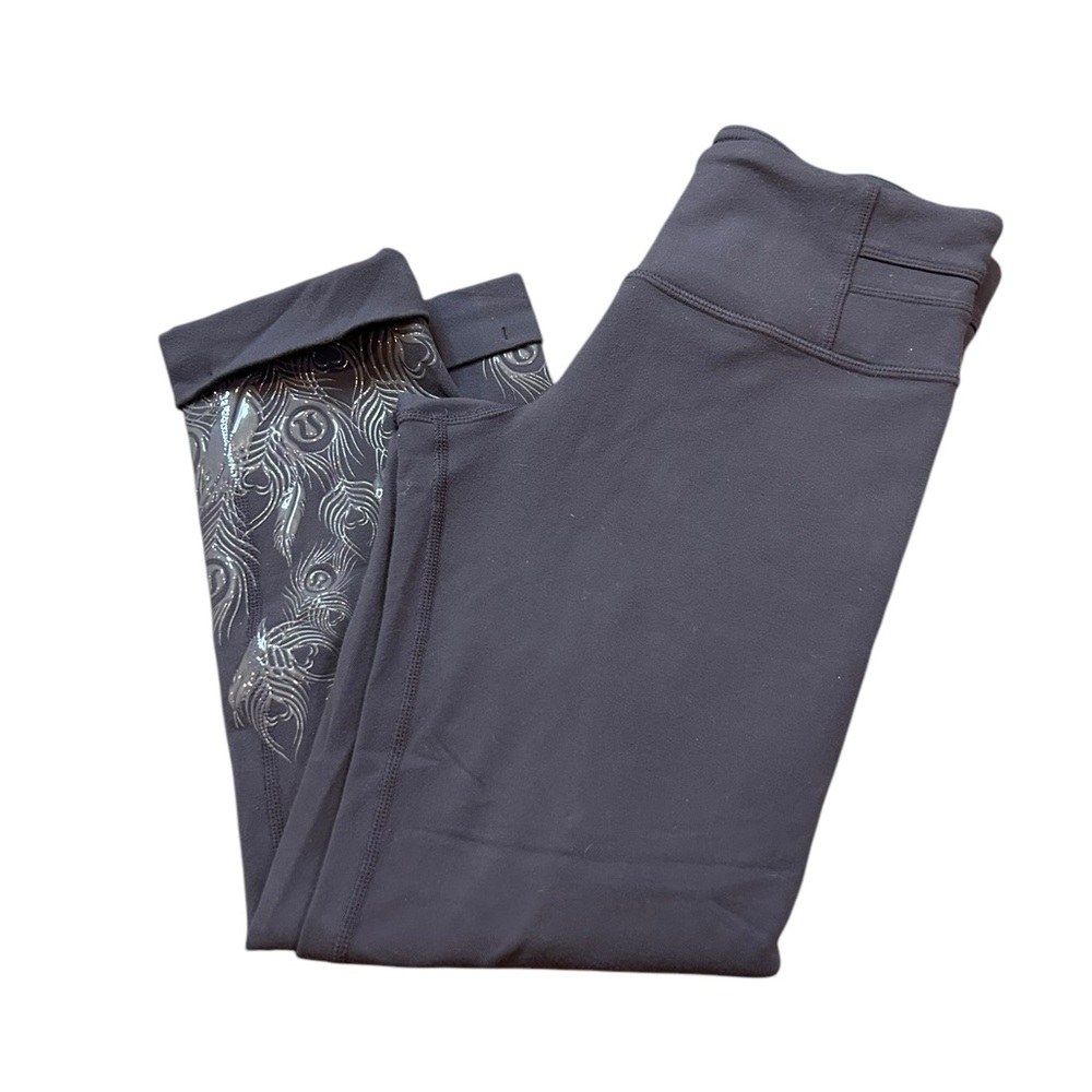 Lululemon Acro cropped grey leggings size 4 peacock
